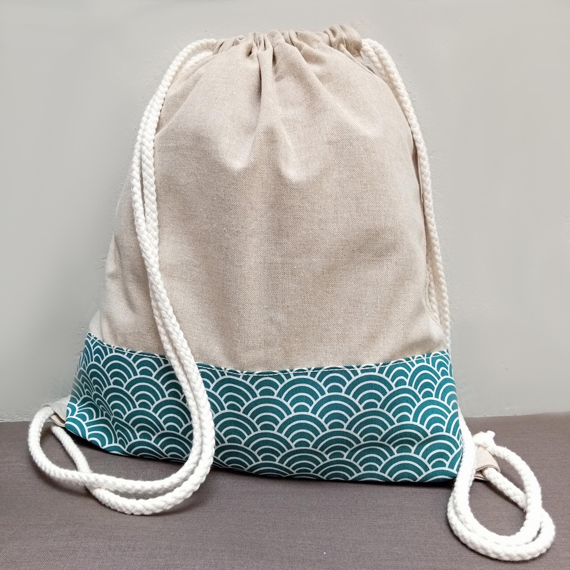 Mochila de cordones de algodón con estampado japonés de ondas · foto 3 de 4